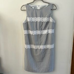 Maggie London seer sucker + lace dress